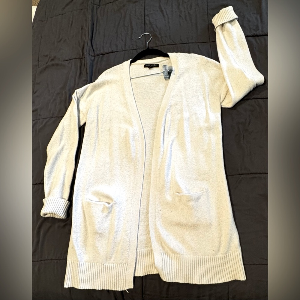 Banana Republic Cream Cardigan - Cuffed Sleeves - Wool Blend